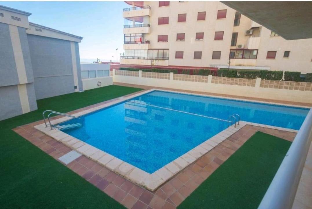 קלפה Apartamento Aquarium Park, 1ª Linea De Playa, Para 4 Personas מראה חיצוני תמונה
