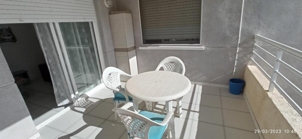 קלפה Apartamento Aquarium Park, 1ª Linea De Playa, Para 4 Personas מראה חיצוני תמונה