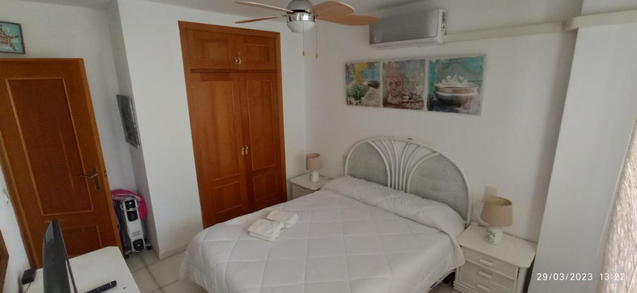 קלפה Apartamento Aquarium Park, 1ª Linea De Playa, Para 4 Personas מראה חיצוני תמונה