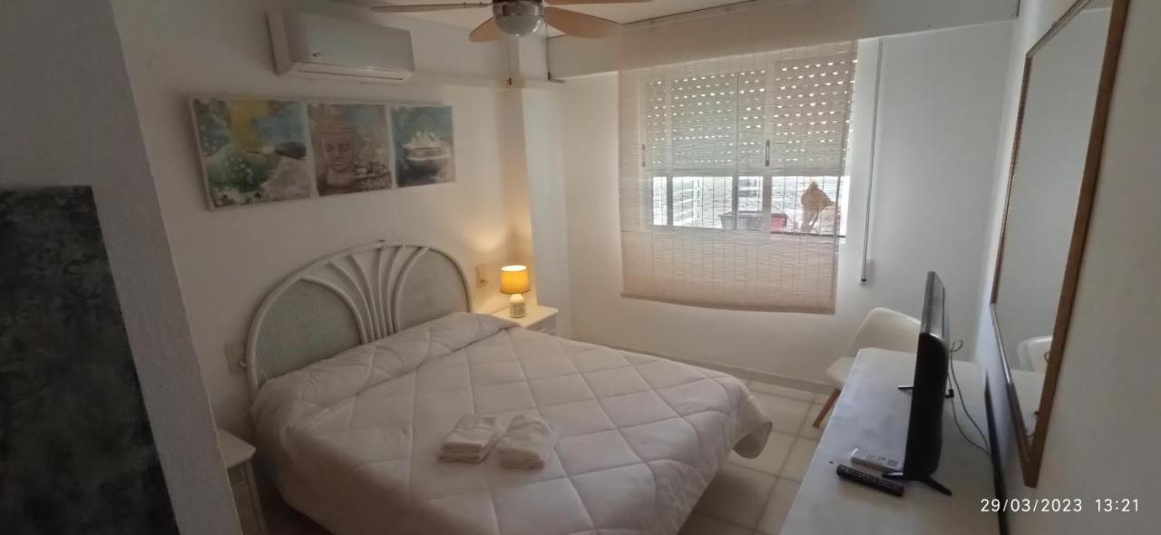 קלפה Apartamento Aquarium Park, 1ª Linea De Playa, Para 4 Personas מראה חיצוני תמונה